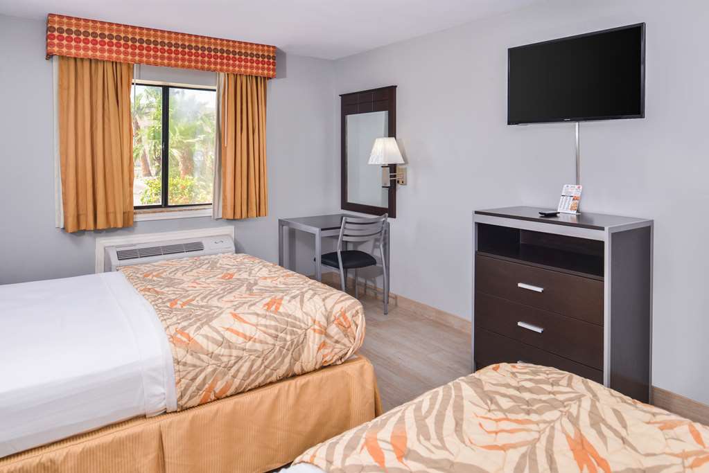 Express Inn Weslaco/Mercedes Room photo